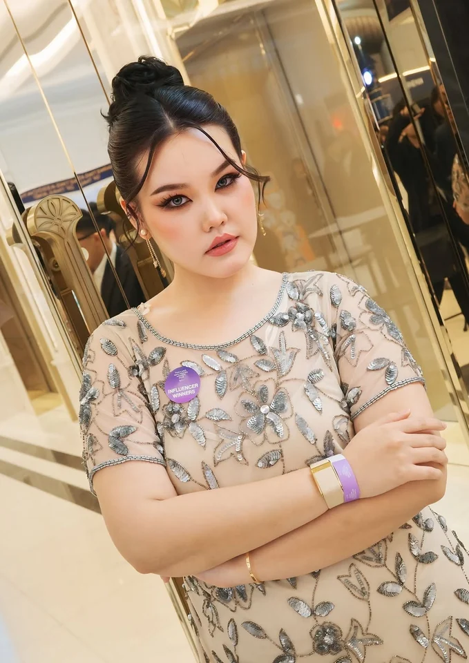 โบว์ กัญญารัตน์ ลุคงานอีเวนต์